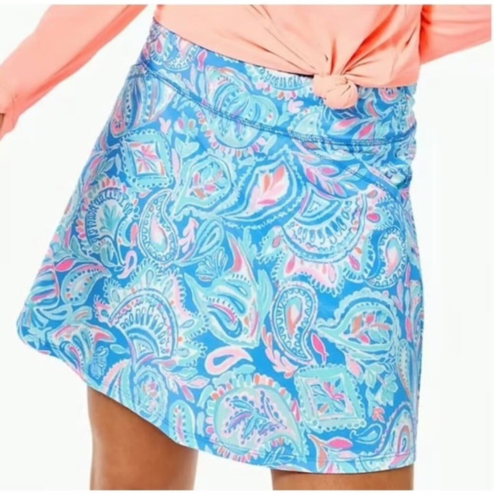 Lilly Pulitzer Blue Paisley Print Skort with Pink Accents